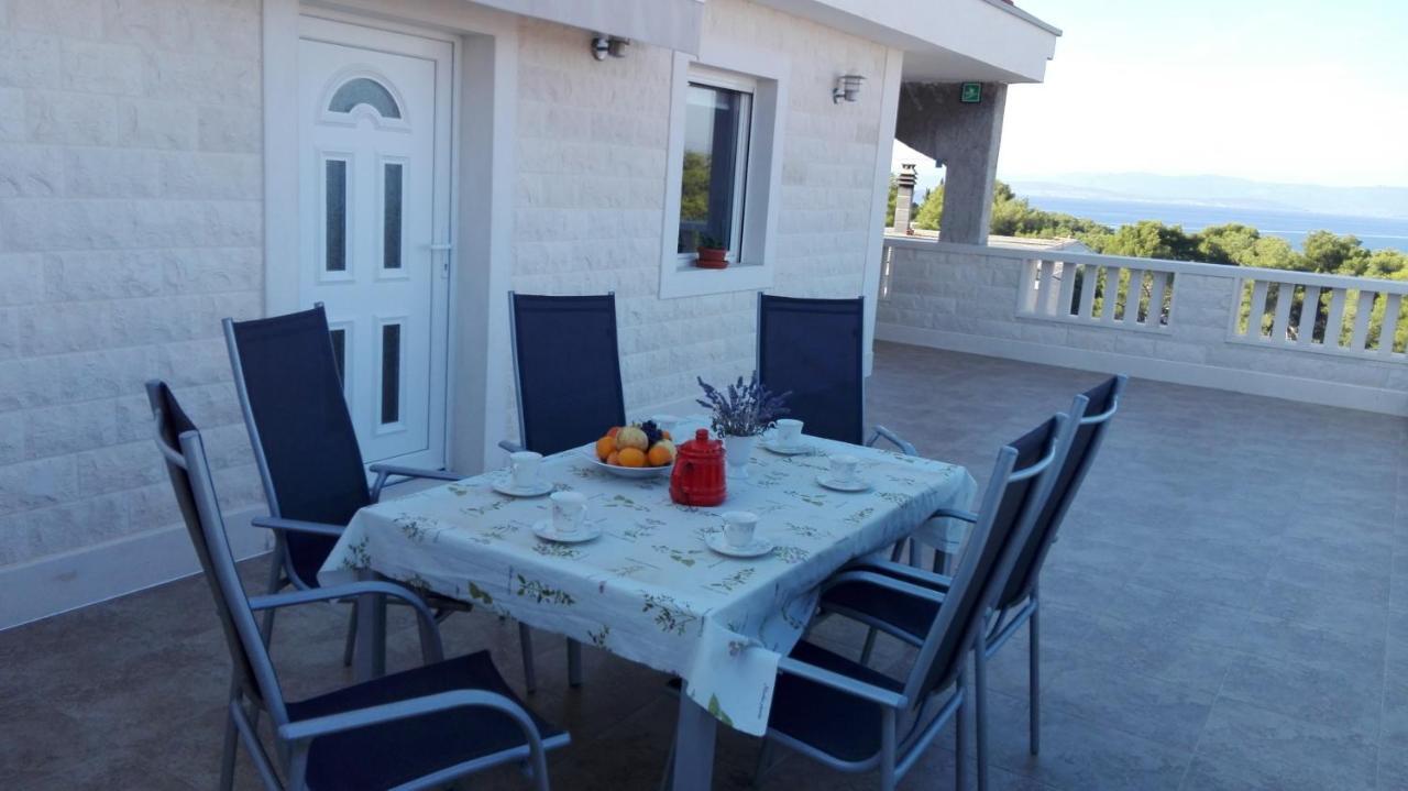 Apartments Marko Sutivan Insel Brac 外观 照片