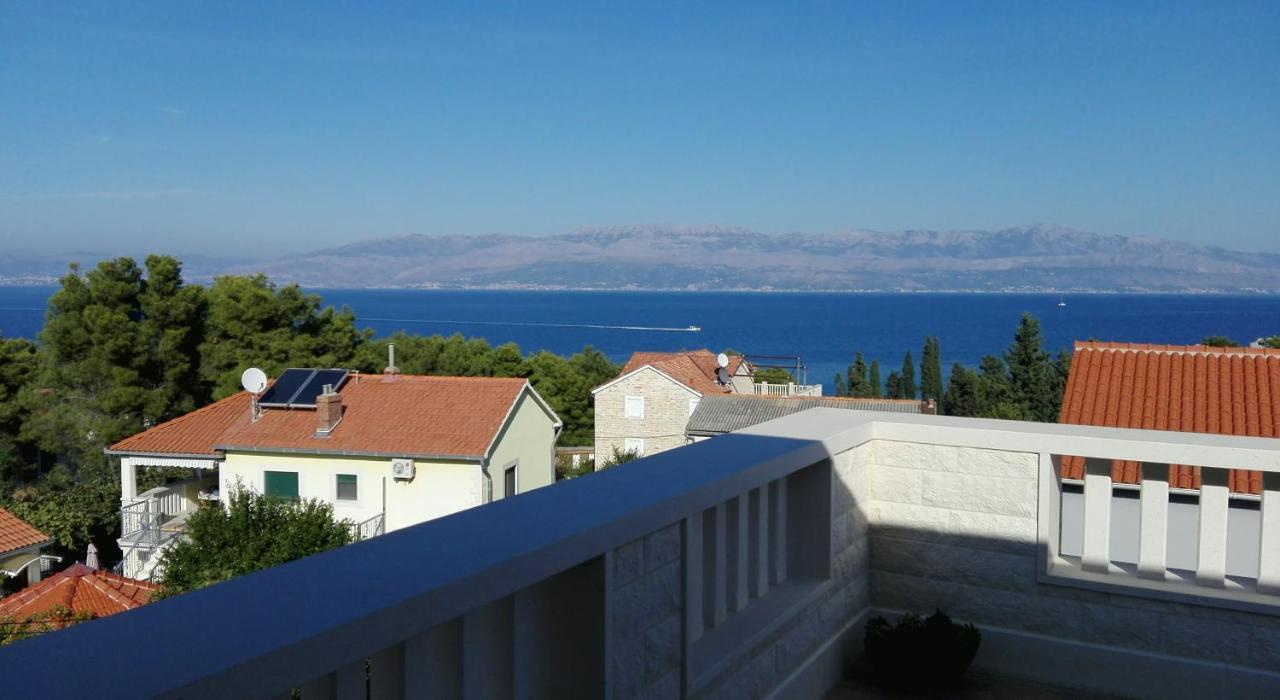 Apartments Marko Sutivan Insel Brac 外观 照片